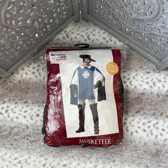 NWT! Men's California Costumes Musketeer XLarge swashbuckler swordsman Halloween - Picture 10 of 10
